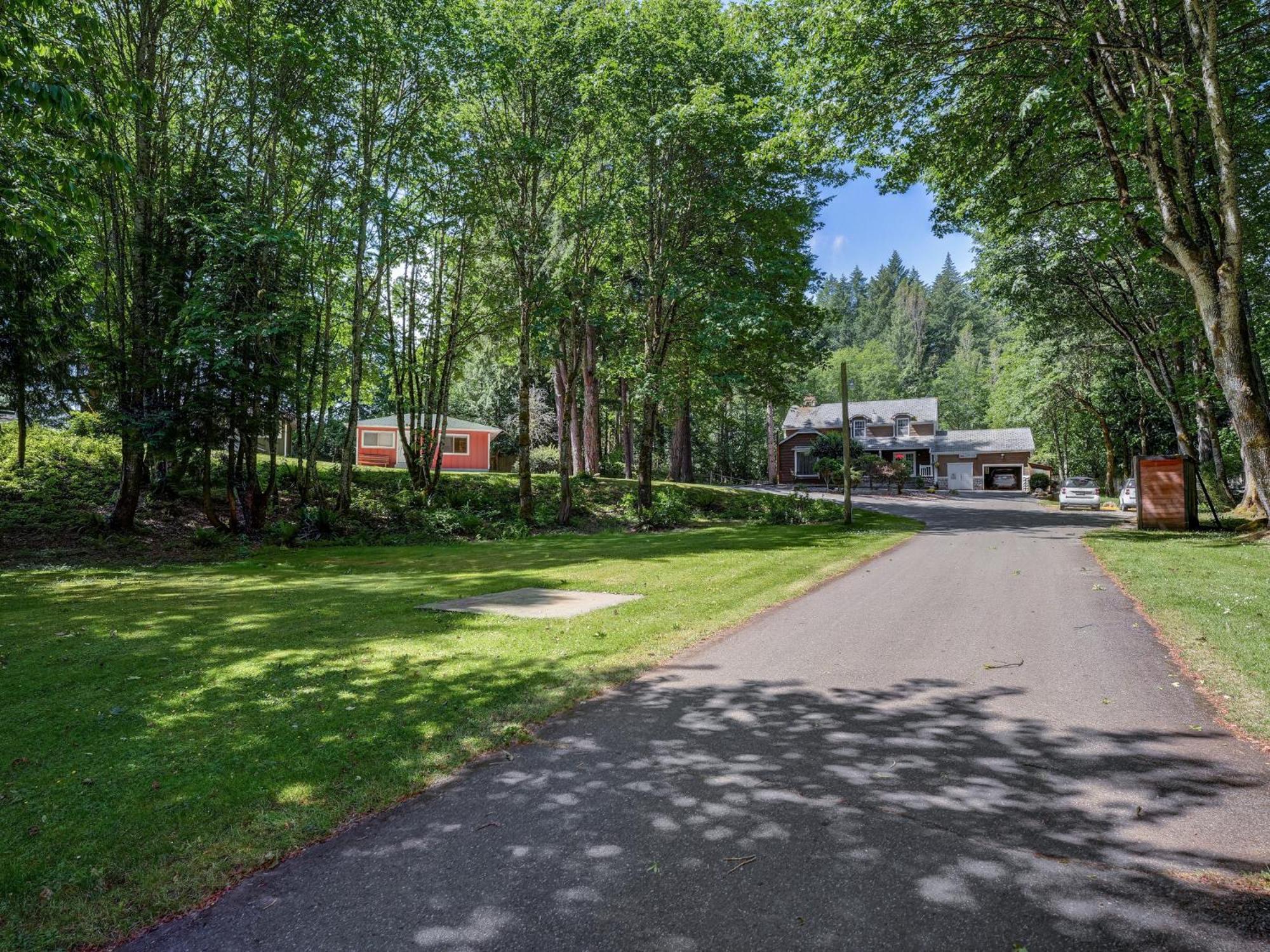 Malahat Bungalows Motel エクステリア 写真